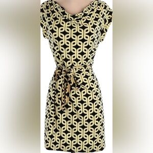 Women’s Summer Causal or Wear to Work Dress. Size Medium.